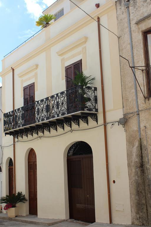 Palazzo Taormina Leilighet Castellammare del Golfo Eksteriør bilde
