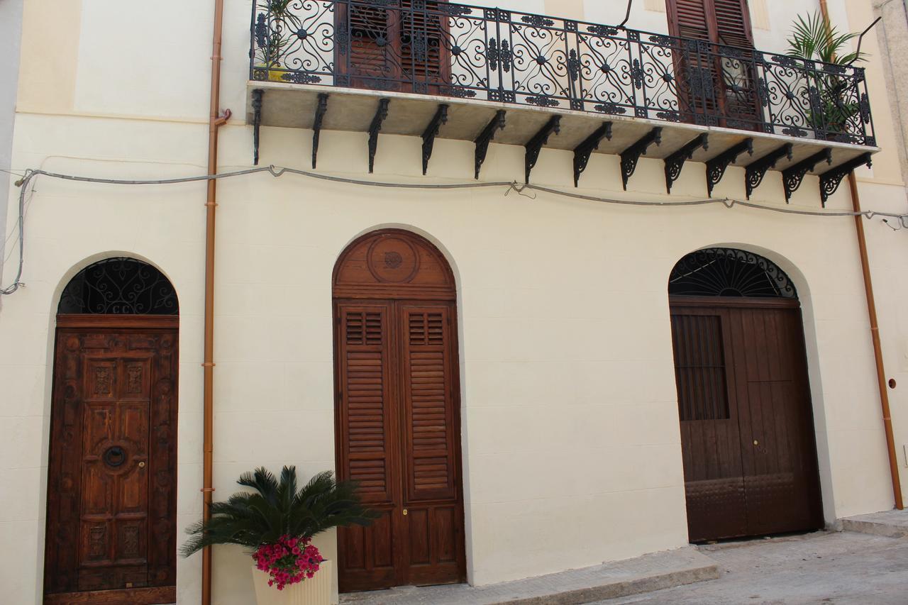 Palazzo Taormina Leilighet Castellammare del Golfo Eksteriør bilde