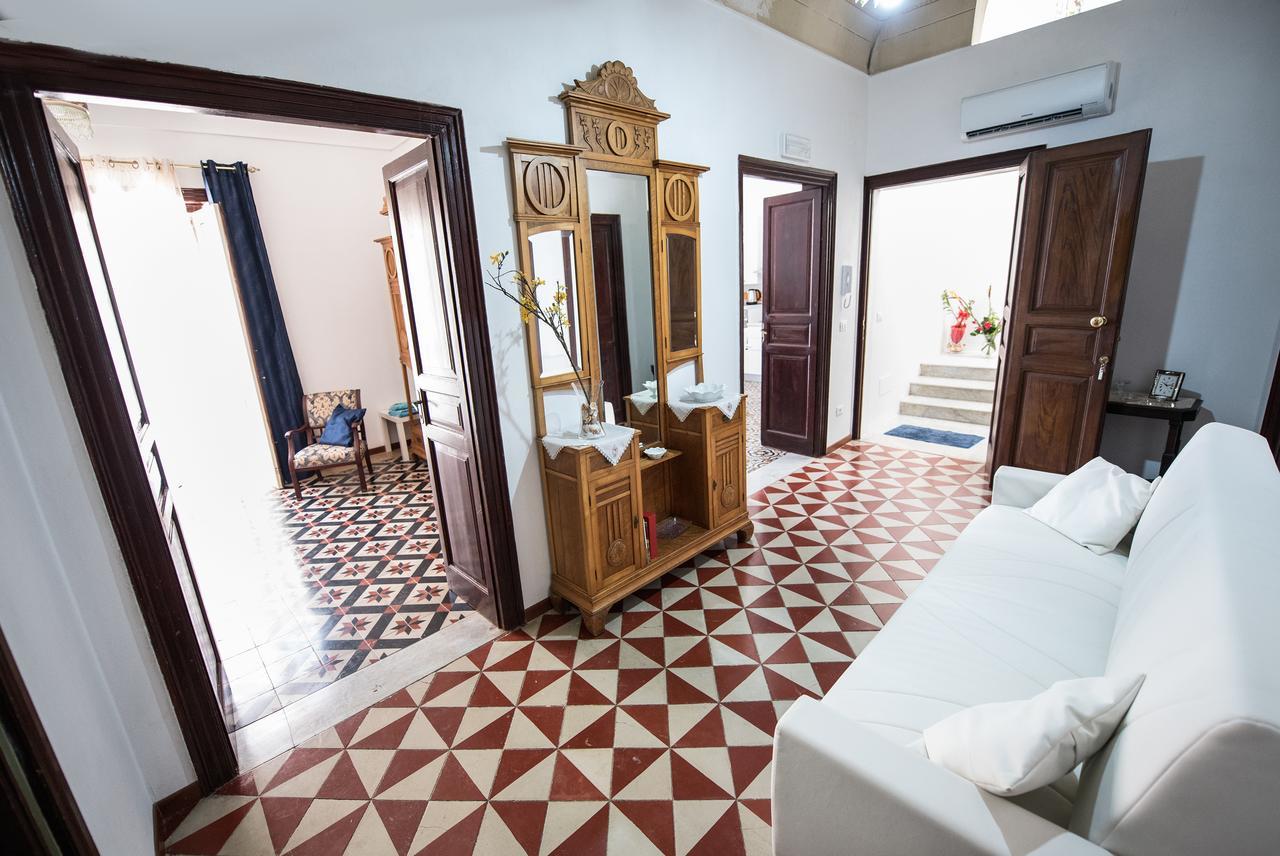 Palazzo Taormina Leilighet Castellammare del Golfo Eksteriør bilde